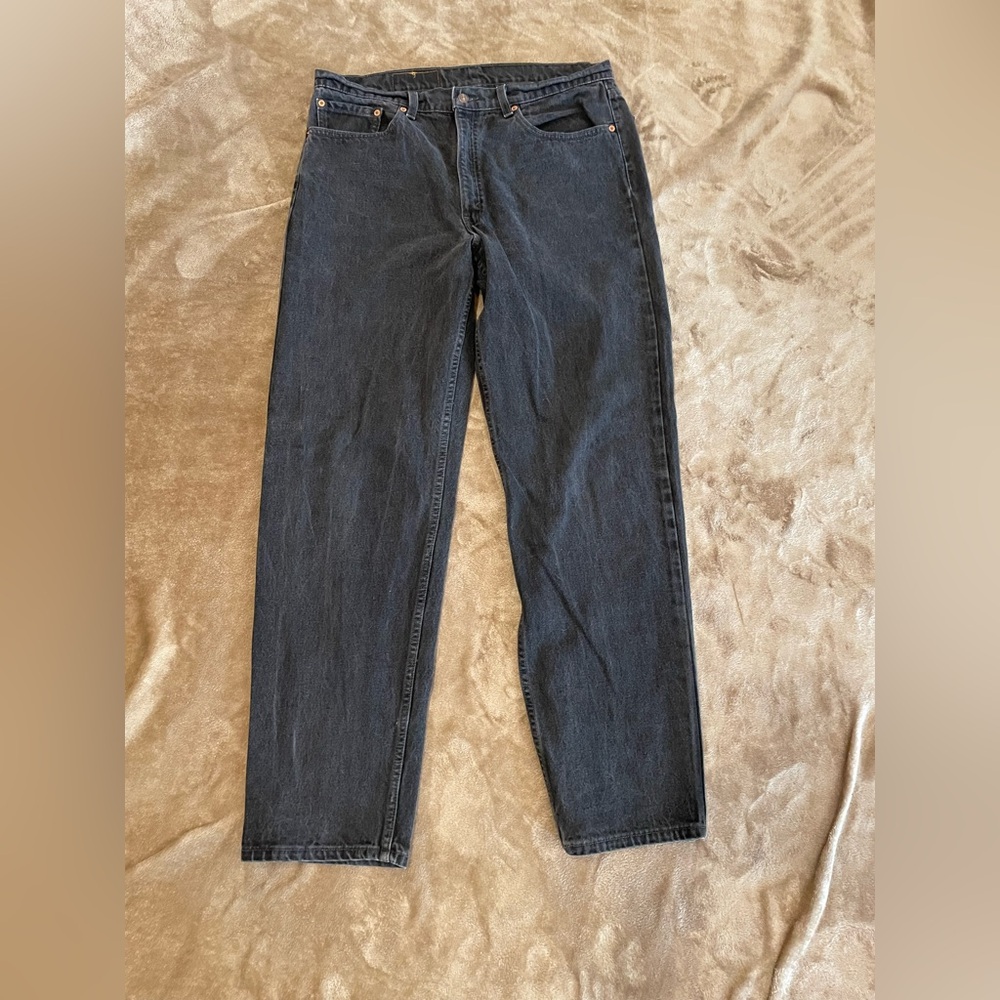 Men's Vintage 550 Relaxed Fit Black Levi's Size 38"x34"